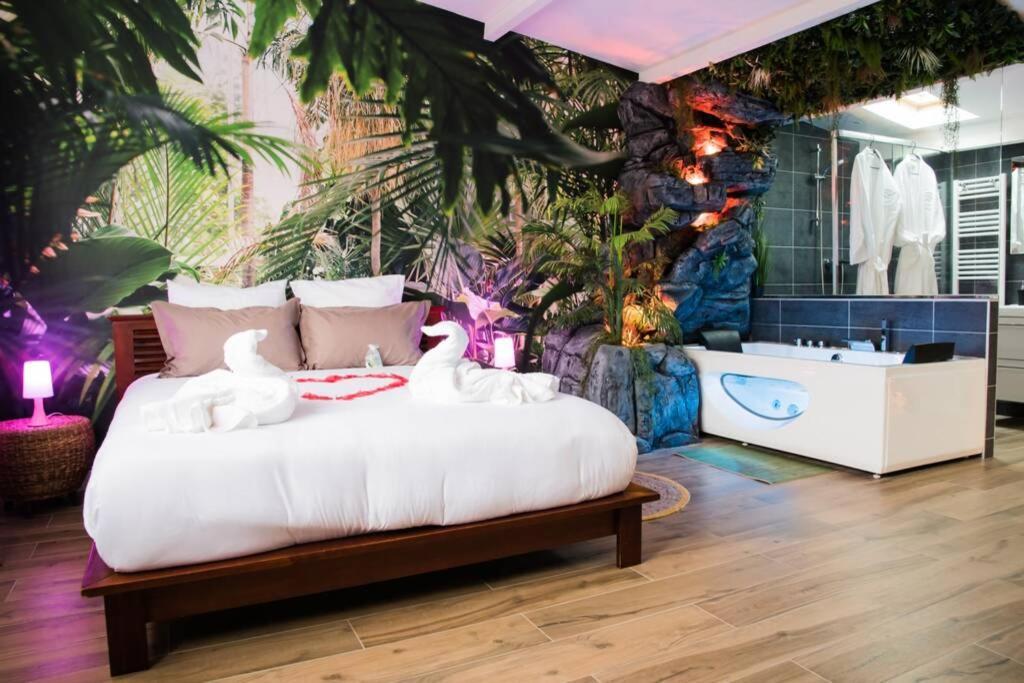 Secret Suite "Jungle" - Jacuzzi Privatif - Gare Rer C - Proche Paris Brétigny-sur-Orge Eksteriør bilde